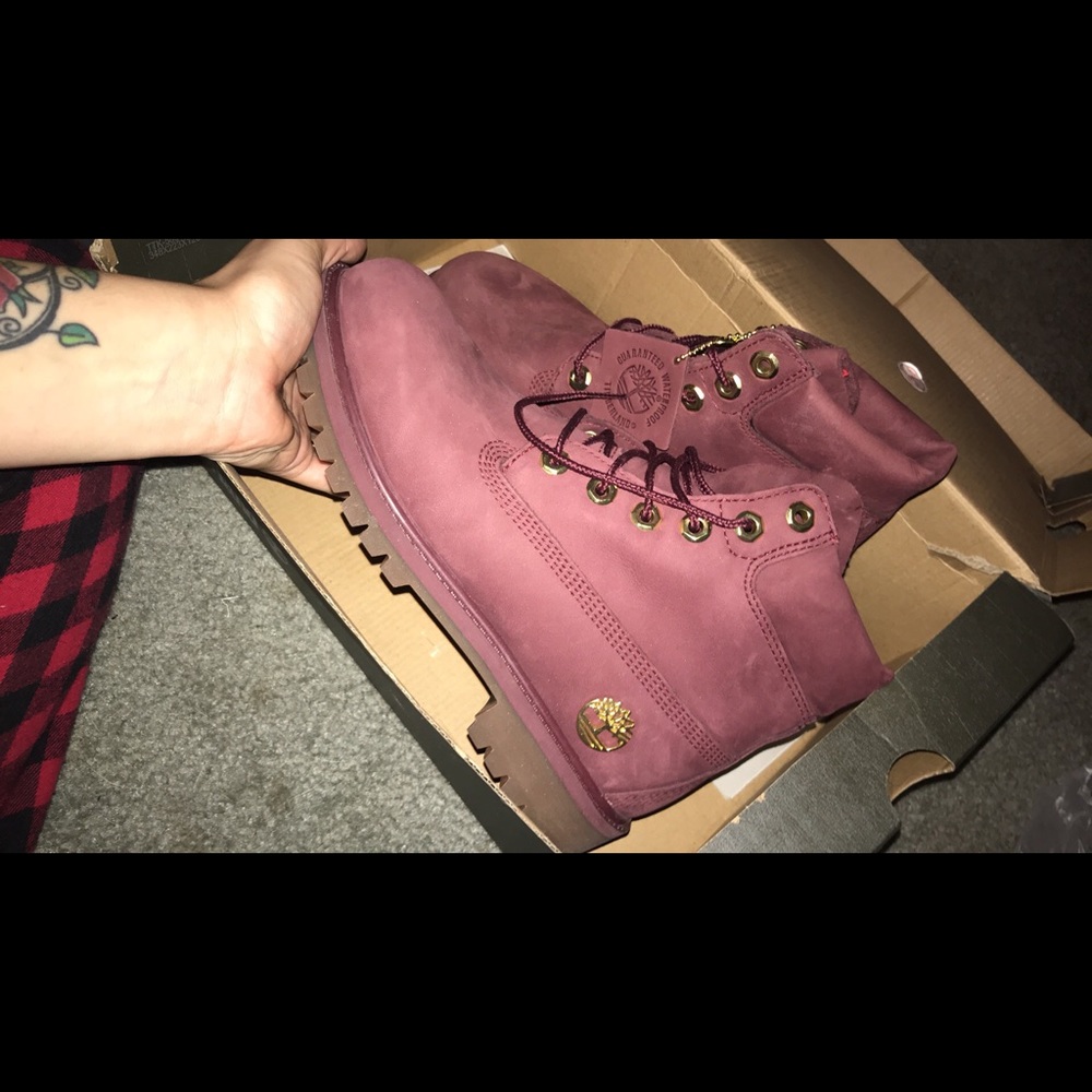 brand new never worn red rims